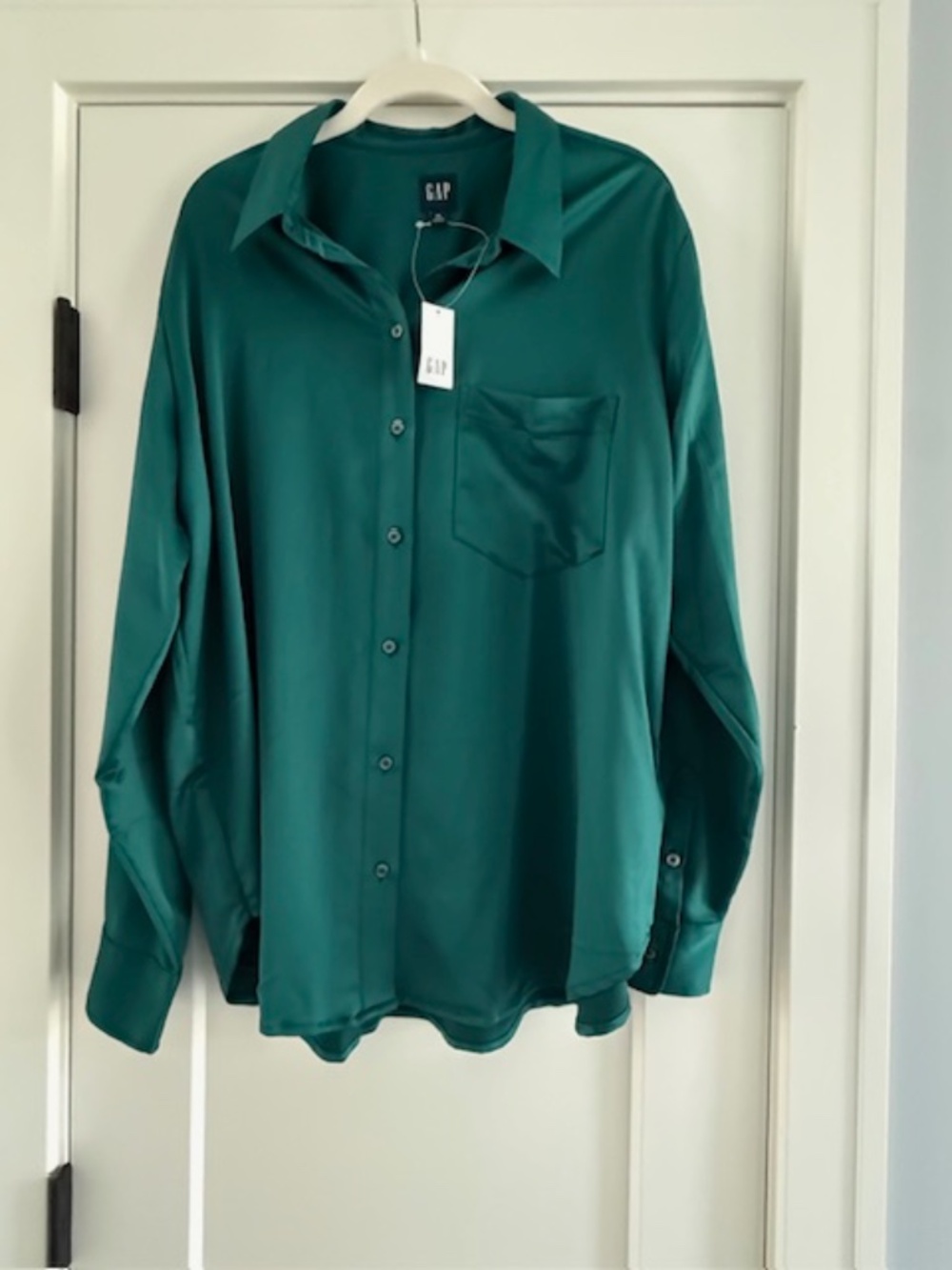 NWT-Gap Long Sleeve Green XL Satin Boyfriend Button Blouse Polyester Shirt NEW